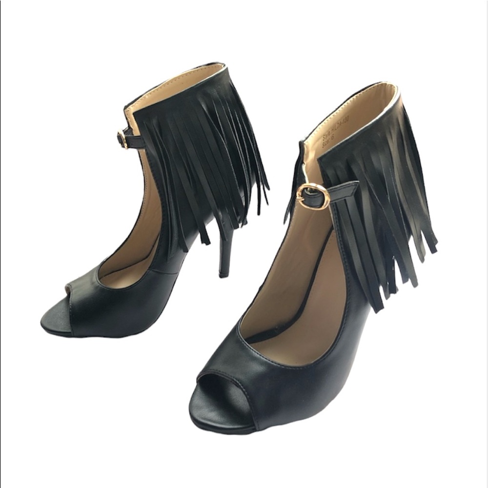 Yoki peep toed fringed heels